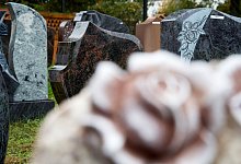 Den Tag X planen: Schon zu Lebzeiten an die Beerdigung denken